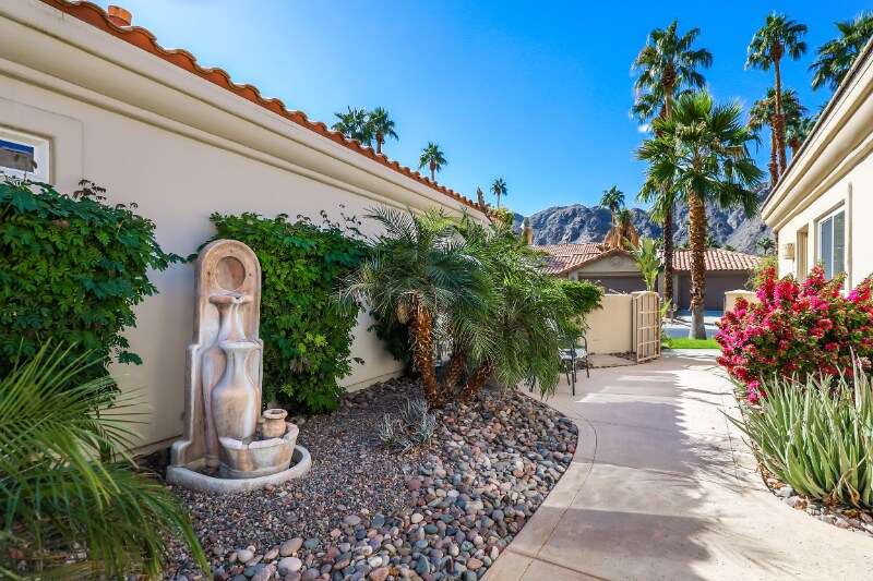 Building Photo - 55318 Tanglewood