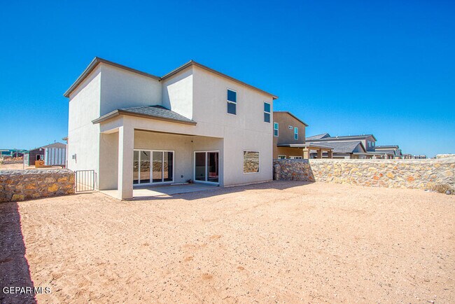 Building Photo - 14945 Tierra Haven Ave