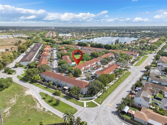 Building Photo - 12661 SW 143rd Ln