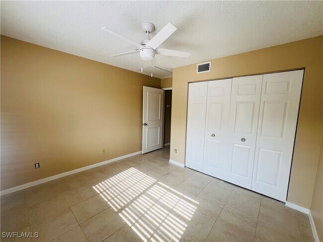 Building Photo - 1275 Wildwood Lakes Blvd