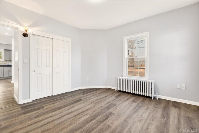 Building Photo - 21 Elysian Ave