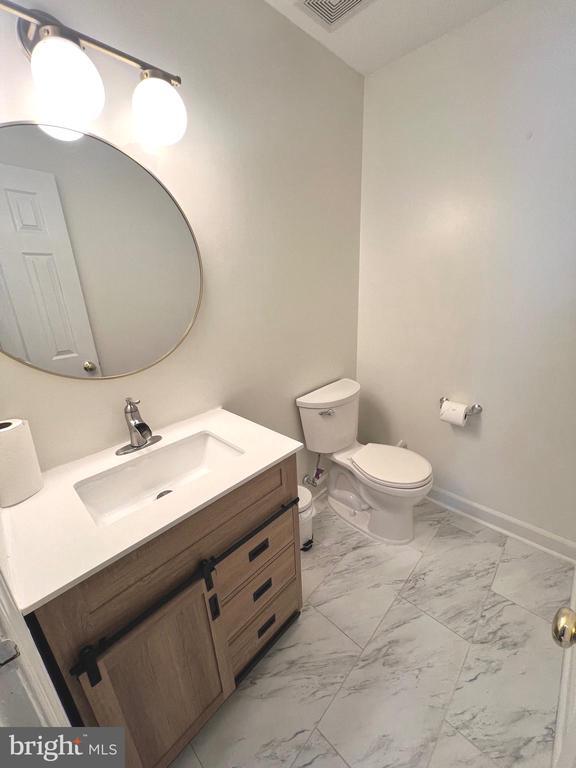 Building Photo - 2405 Gifhorn Ct