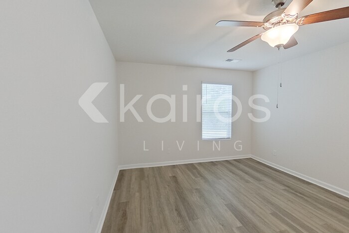 Building Photo - 135 Overstreet Way