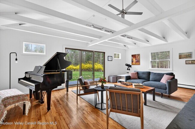 Building Photo - 64 Meher Cir