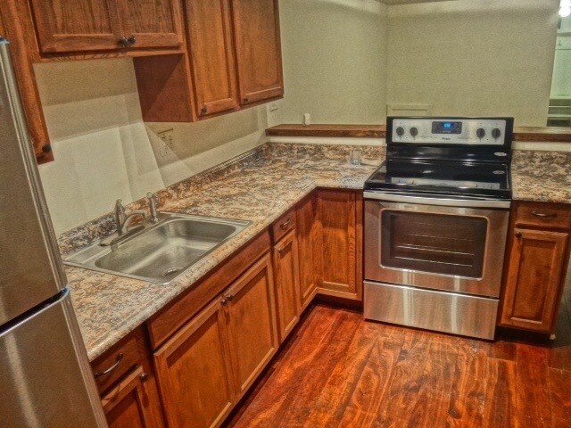 Kitchen - 1207 Green St