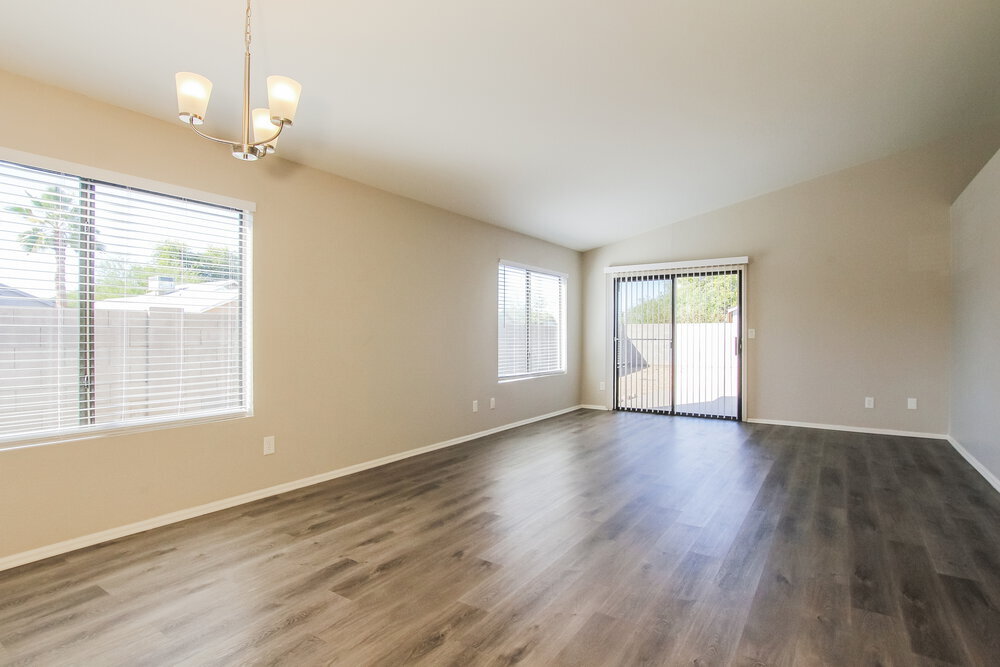 Building Photo - 3154 W Via Montoya Dr