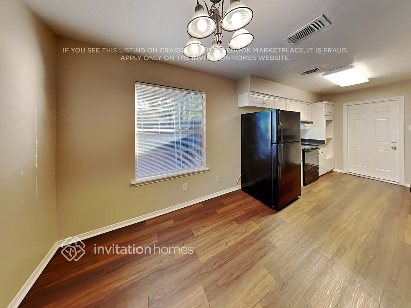 Building Photo - 506 Willow Cir