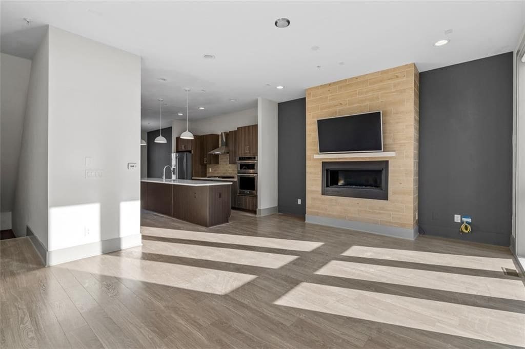 Building Photo - 63 Reynolds Square Ln