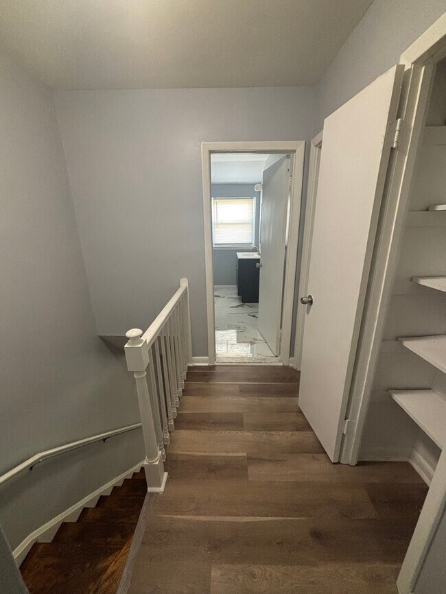 Building Photo - 3 bedrooms with a finished basement
