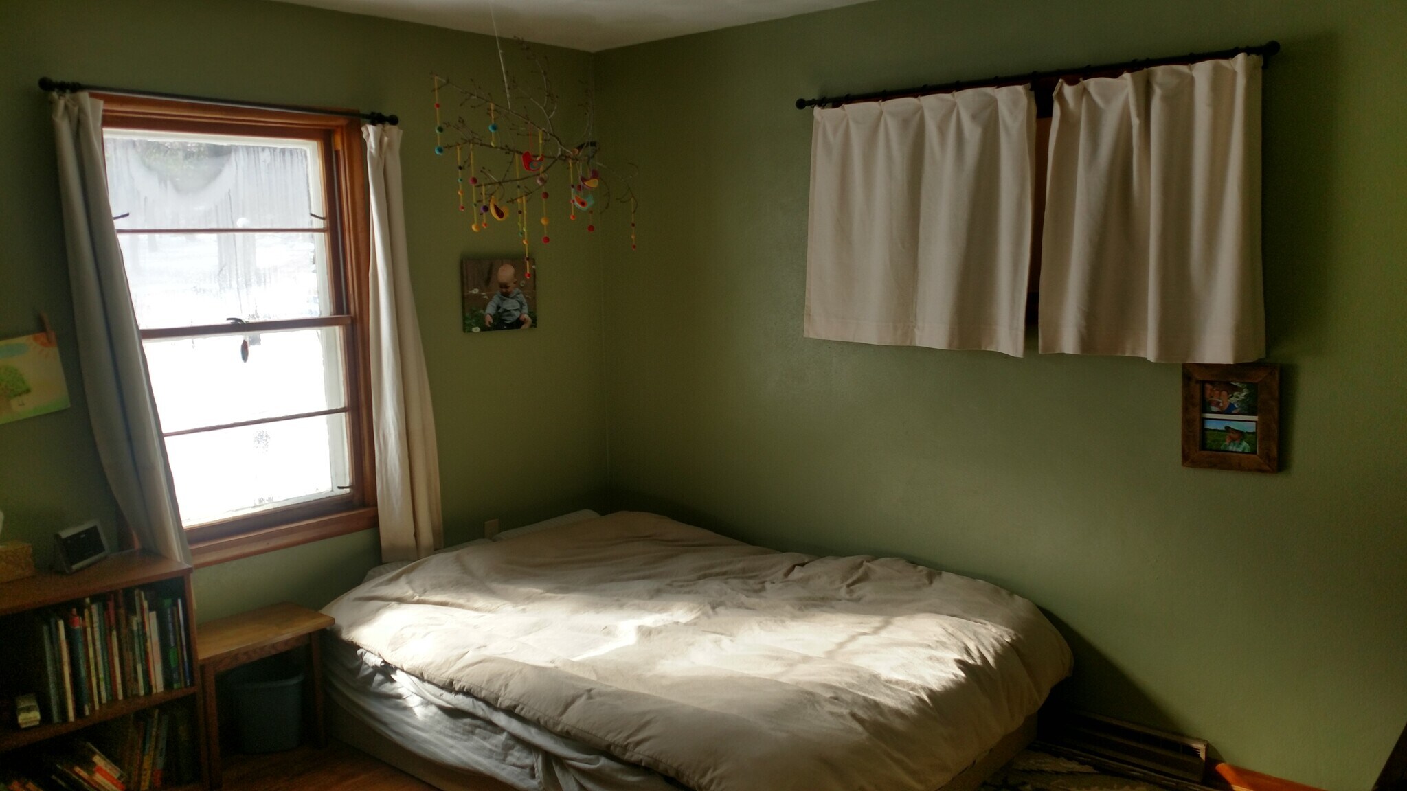 bed 2 - 419 E King Rd