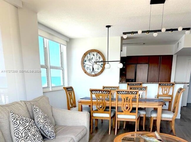Building Photo - 2080 S Ocean Dr