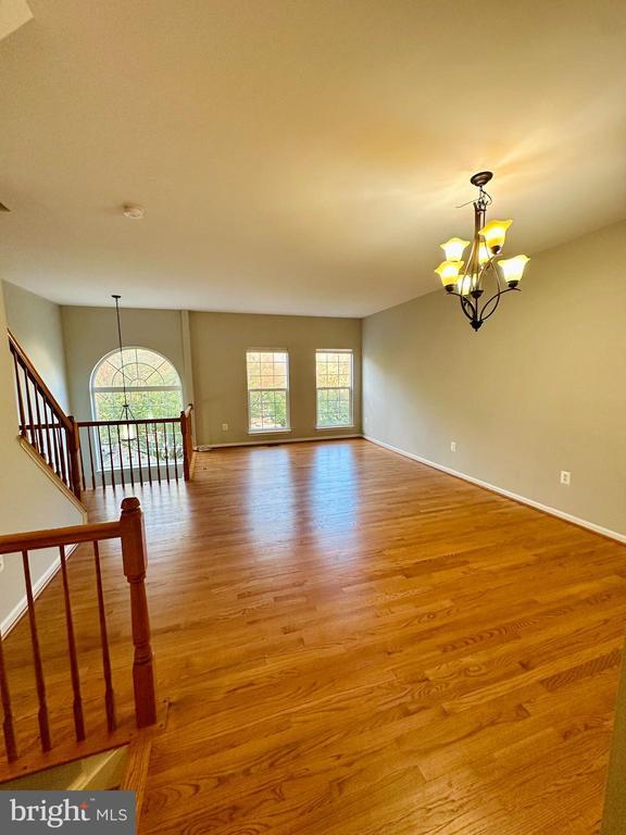 Building Photo - 6719 Emmanuel Ct