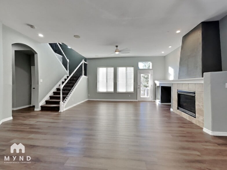 Building Photo - 10835 Heatherton St