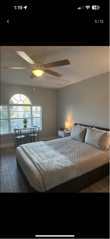 Building Photo - 537 Caribbean Dr