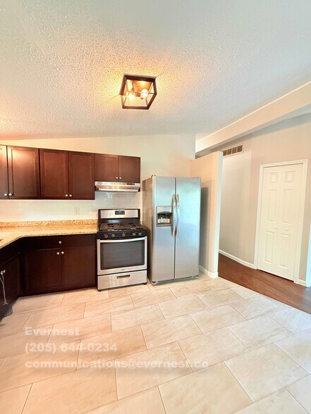 Building Photo - 23215 Berkley St