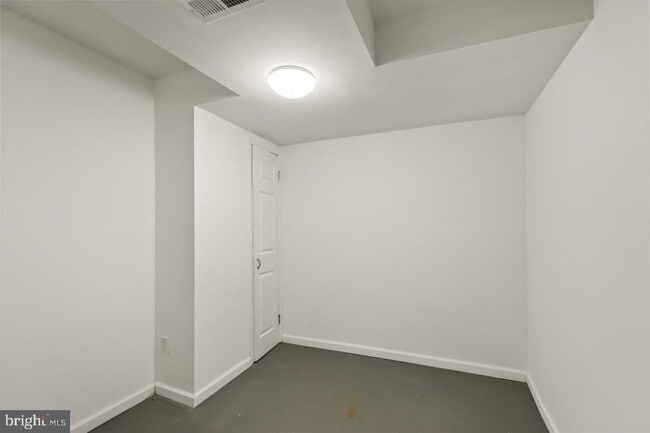 Building Photo - 6313 Tone Dr