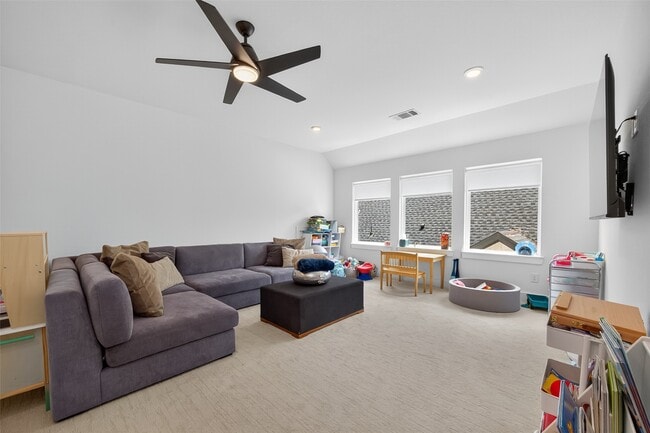 Building Photo - 9722 Dani Lake Dr