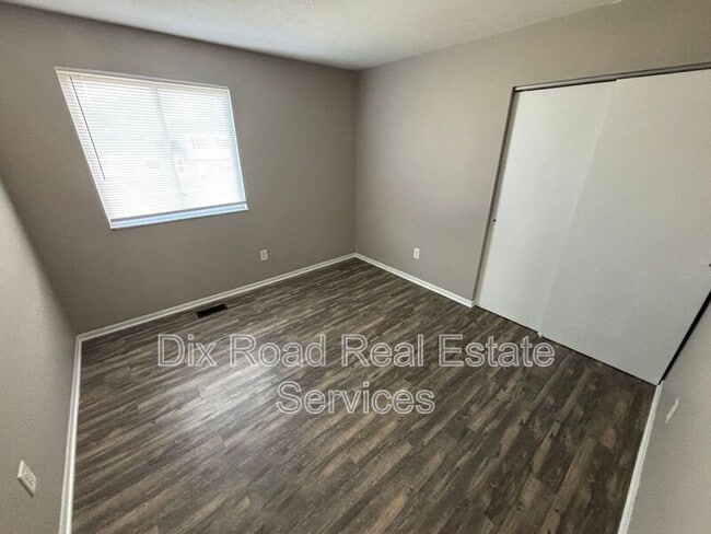 Building Photo - 11881 Hitchcock Dr