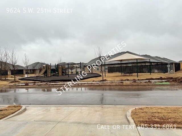 Building Photo - 9624 SW 25th St