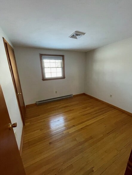 Building Photo - 11 Timber Hill Rd