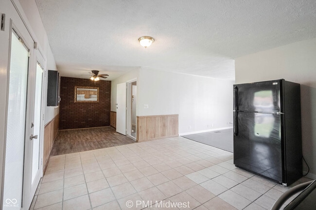 Building Photo - 3926 Malibu Dr