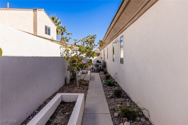 Building Photo - 2245 Green Mountain Ct