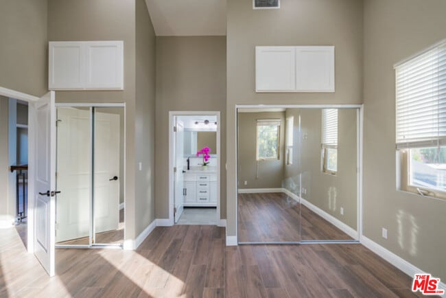 Building Photo - 3035 Wesley St