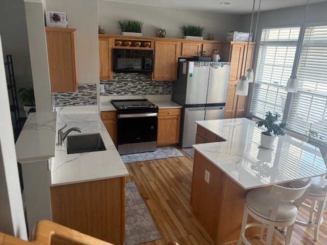 Building Photo - 41722 Cynthia Terrace