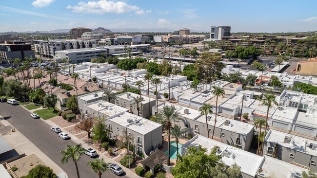 Building Photo - 4860 N 73rd St