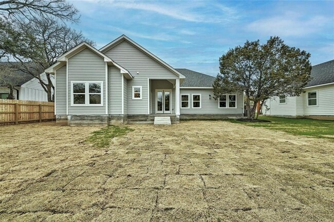 Building Photo - 14 Rhapsody Ln