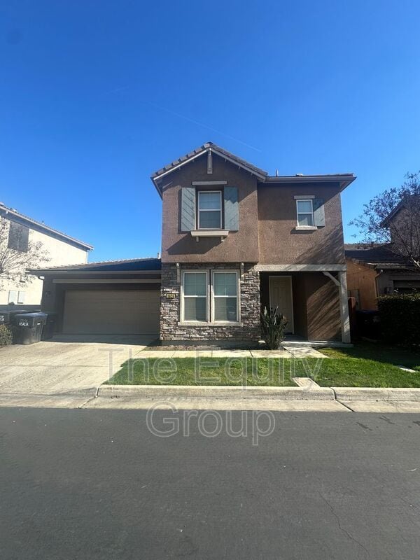 Primary Photo - 1424 N Oliveto Ct
