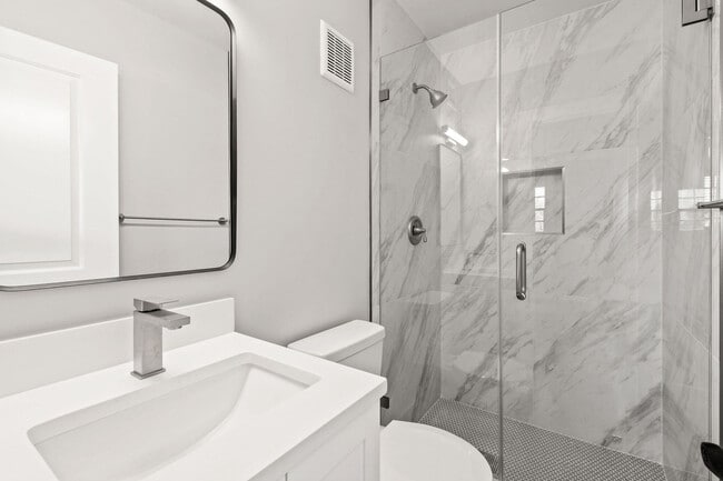 Building Photo - 324 Southwind Dr