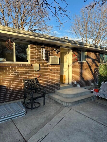 Building Photo - 4954 W 65th Ave