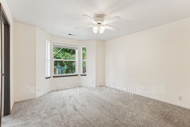 Building Photo - 20680 NW Sedona Ln