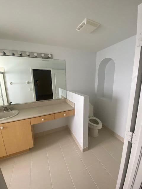 Building Photo - 451 Rainbow Springs Terrace