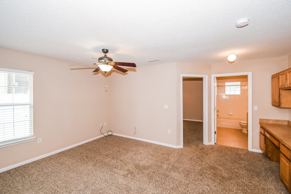 Building Photo - 725 Indigo Run Dr