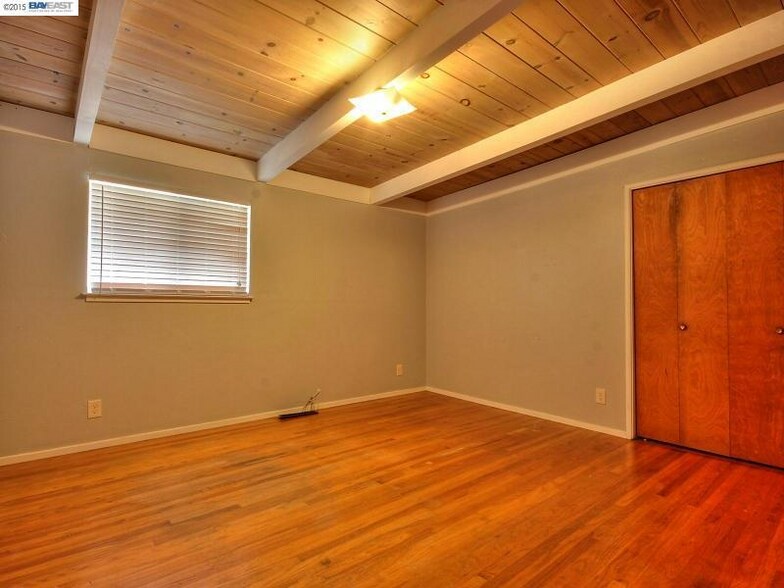 Building Photo - 3721 San Michele Dr