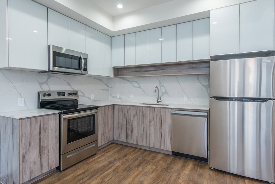 NEW! Boutique One Bedroom - Indigo 141