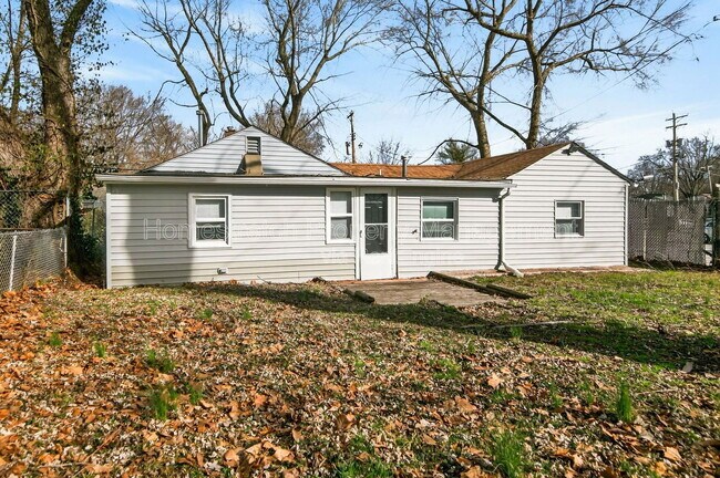 Building Photo - 10019 Northgate Dr