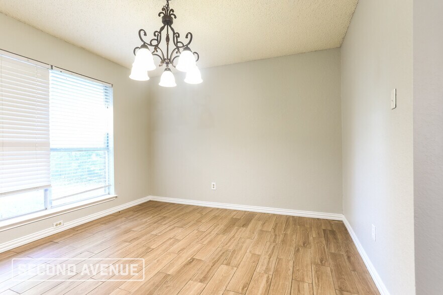 Building Photo - 7002 Hawaii Ln