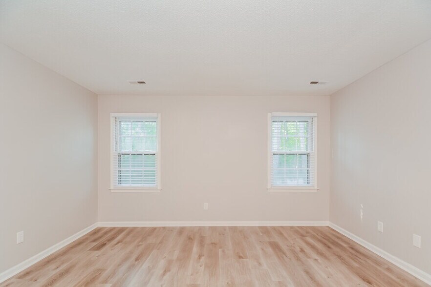 Building Photo - 1625 Netherfield Ln