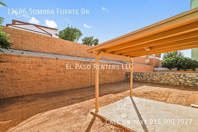 Building Photo - 12496 Sombra Fuerte Dr