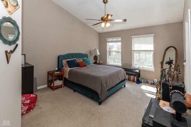 Building Photo - 420 Beverly Ct