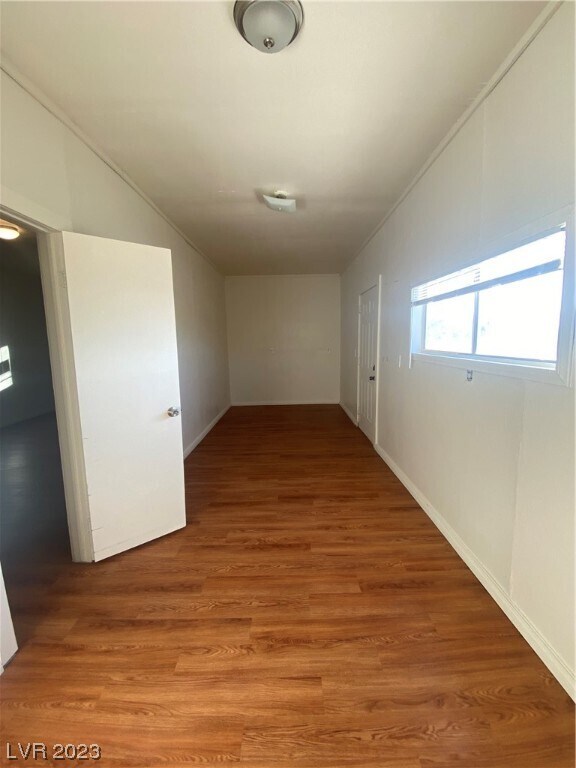 Building Photo - 1050 Jeane Ave