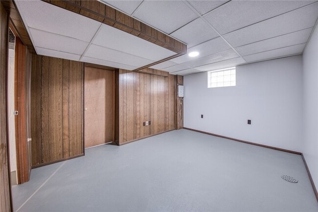 Building Photo - 5523 Rippey Pl