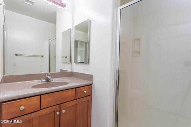 Building Photo - 5450 E Deer Valley Dr