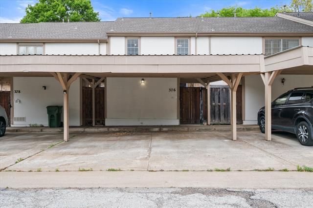 Building Photo - 376 Westview Terrace