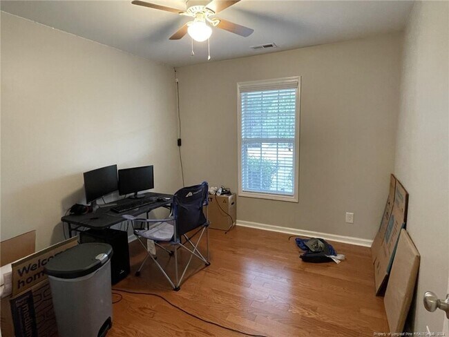 Building Photo - 187 Advance Dr