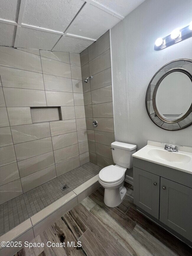 Building Photo - 1616 Terrace St