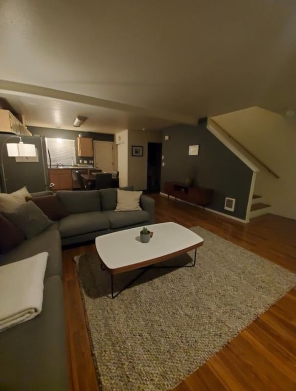 Building Photo - 3845 SE Mall St